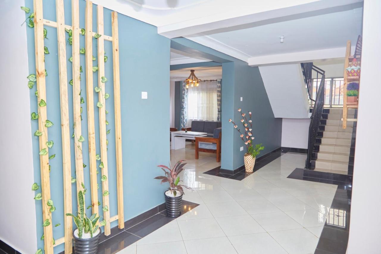 Westway Luxury Suites Mbarara Екстер'єр фото